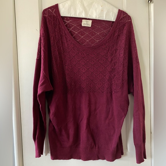 Pins & Needles Sweaters - Urban Outfitters Pins & Needles Burgundy Dolman Sleeve Pointelle Sweater Size M
